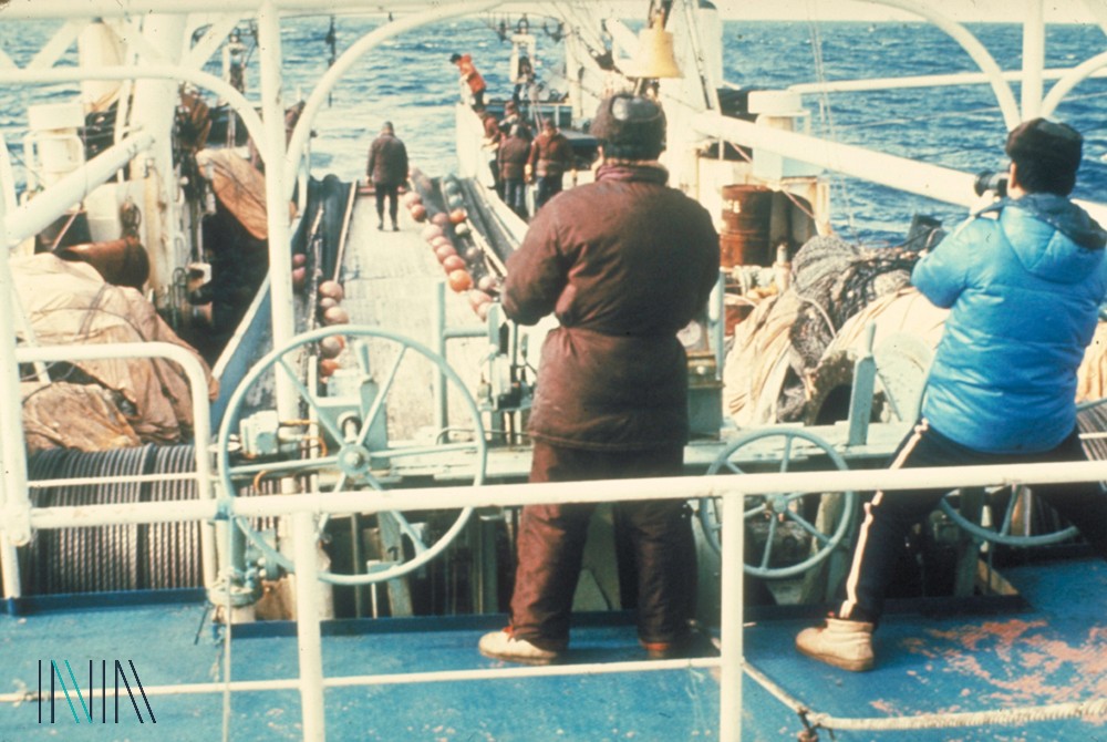 10.1 船員們海上作業情形